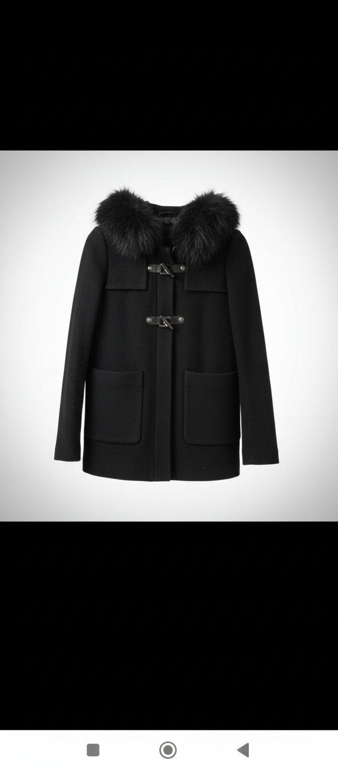 Manteau avec capuche de la marque Zara taille xs en tres bon etat 