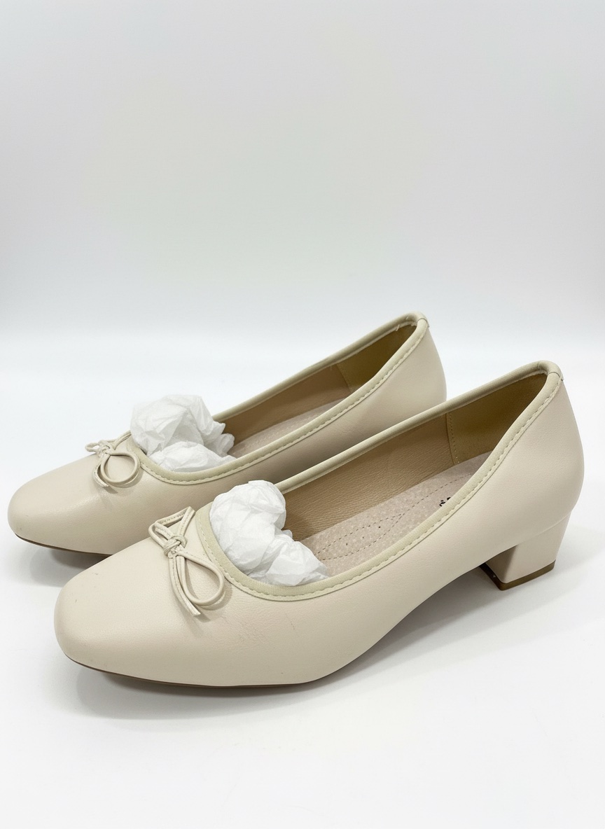Escarpins couleur milky – Jamais portés (État neuf)