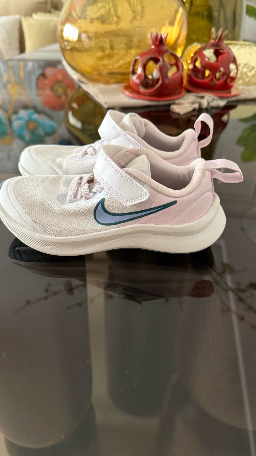 Baskets Nike pointure 28 