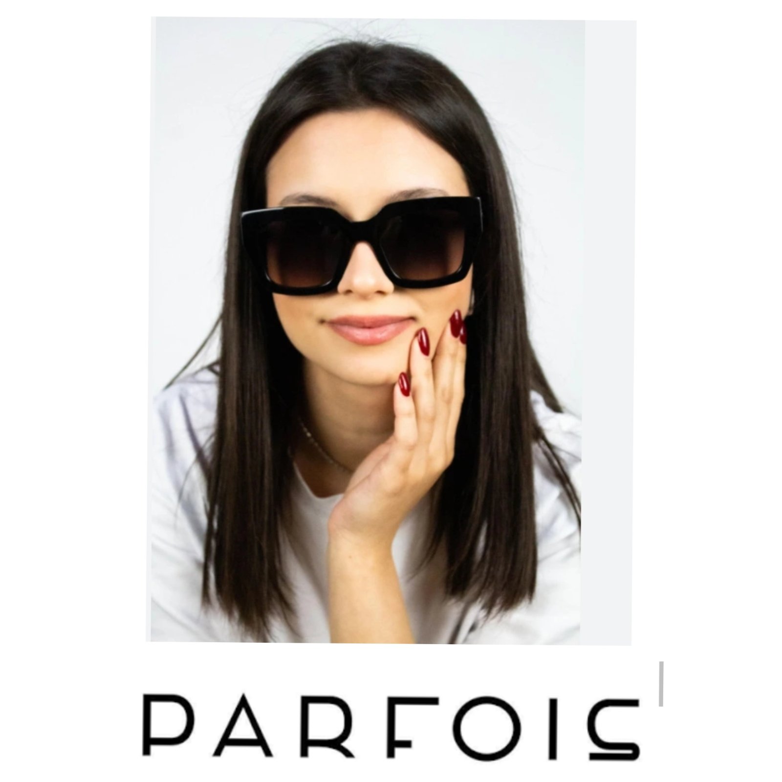 Lunette parfois avec sa pochette 
