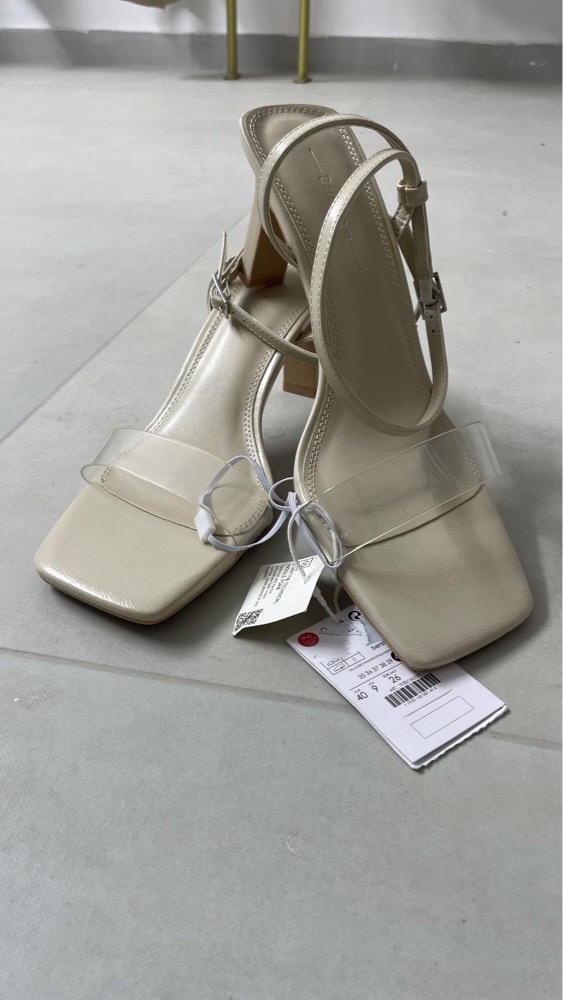Sandal 