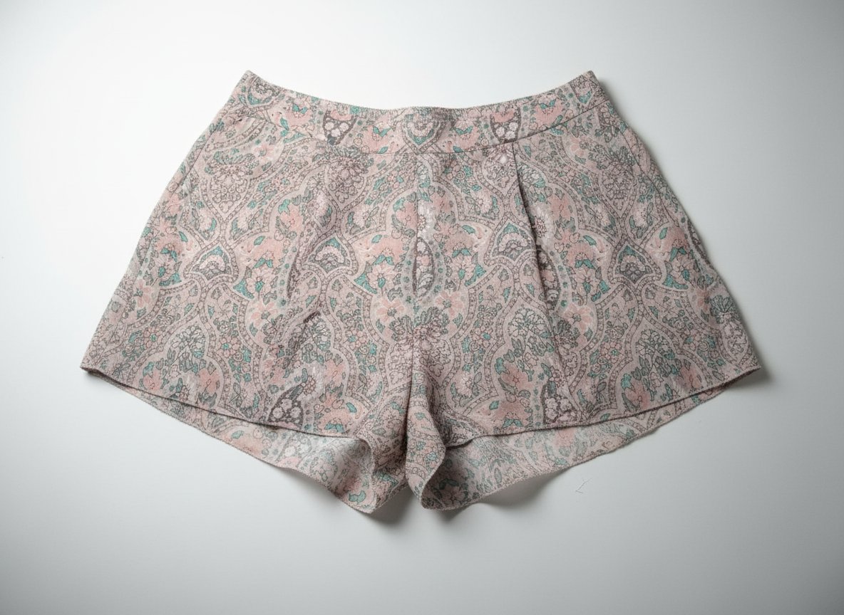 Une jupe-short