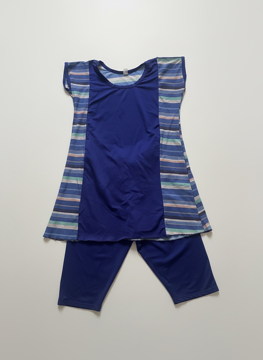 Maillot de bain femme avec un short