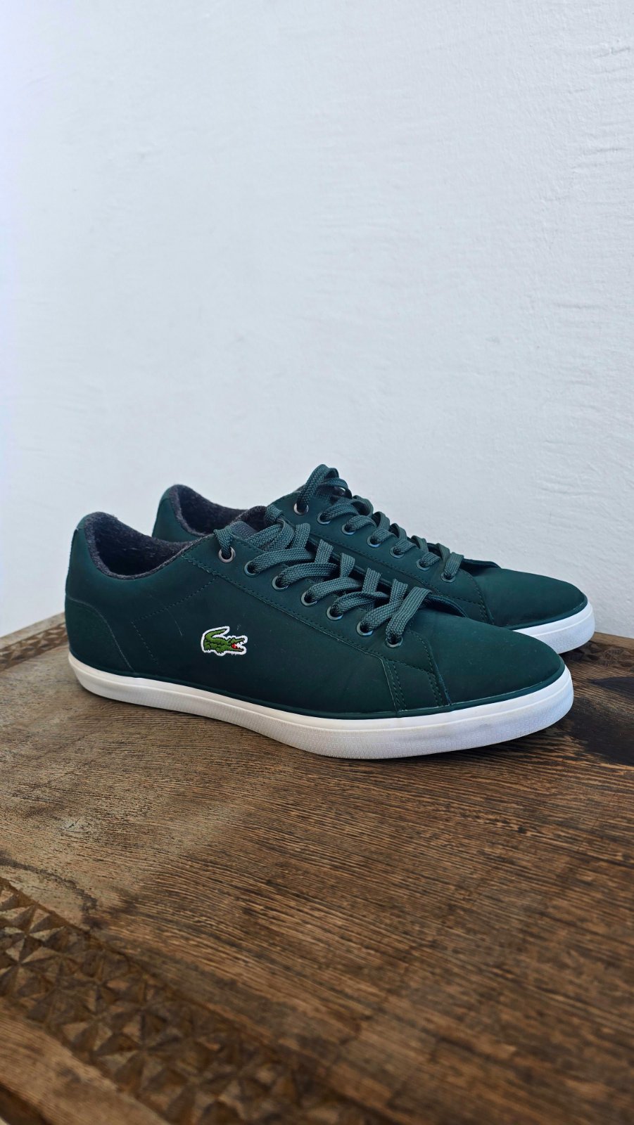 Chaussures Lacoste P42.5