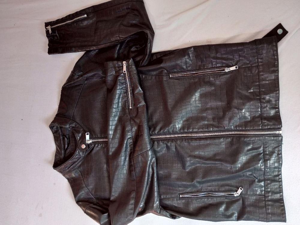 Veste cuir synthétique noir 