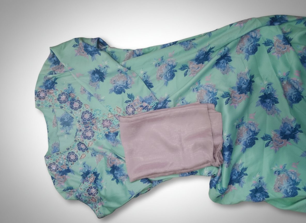 مخور اماراتي satin de soie