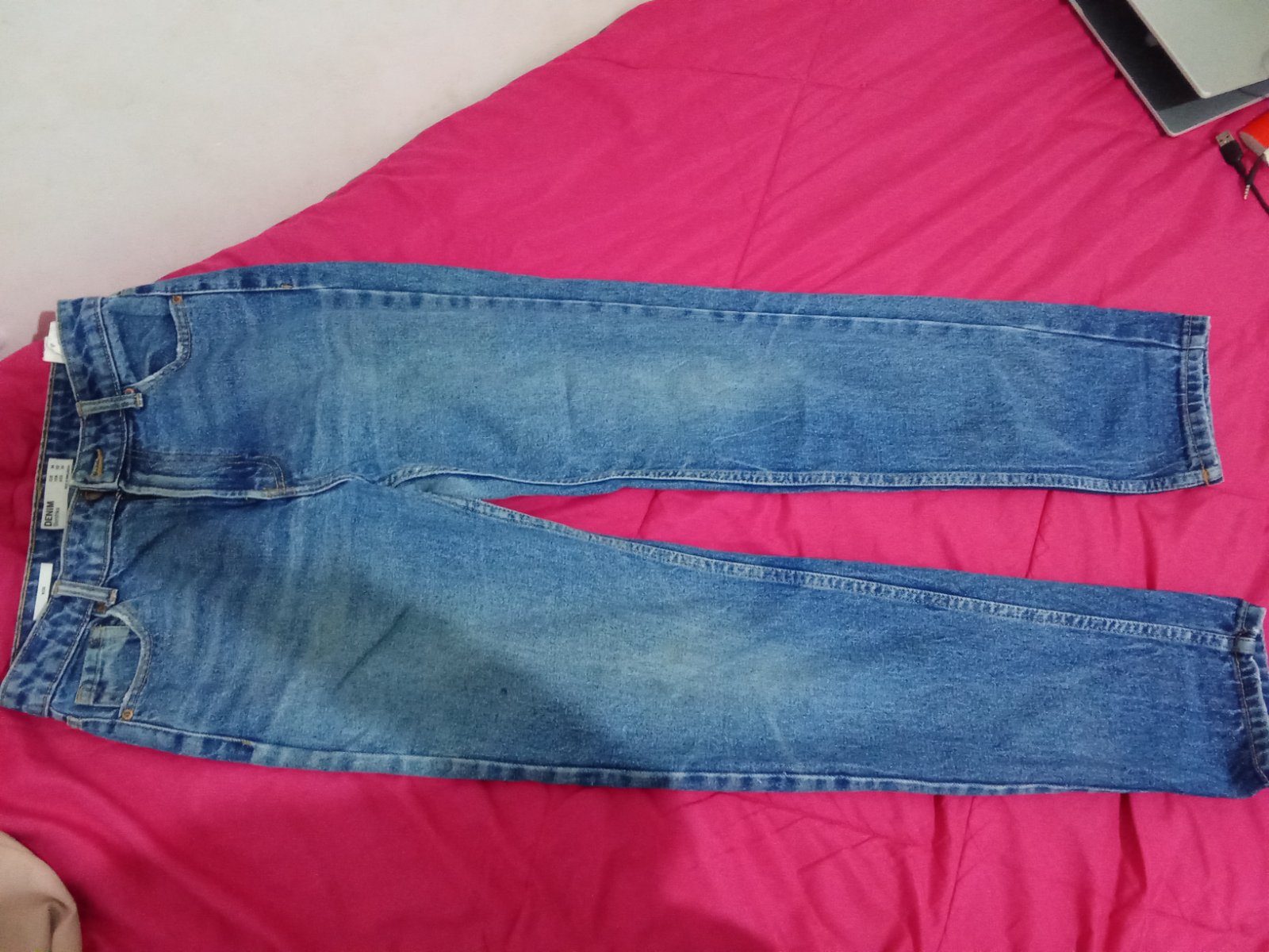 Jean bershka taille 34