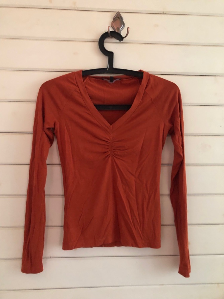 T-shirt orange foncé