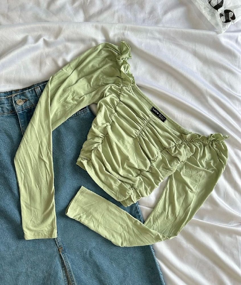 crop top