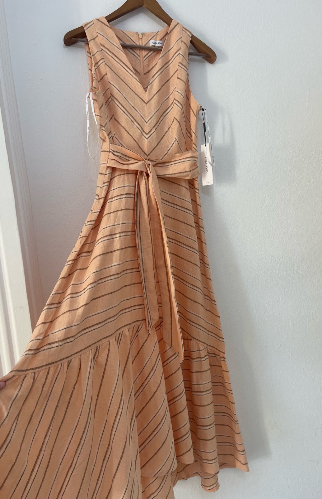 Robe neuve calvin klein 55% lin et 45% coton 