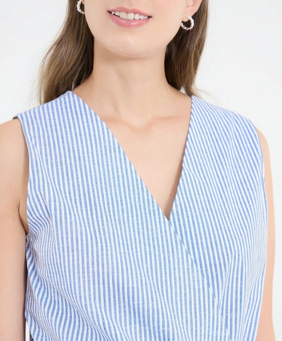 Un joli chemisier neuf la taille M/L 