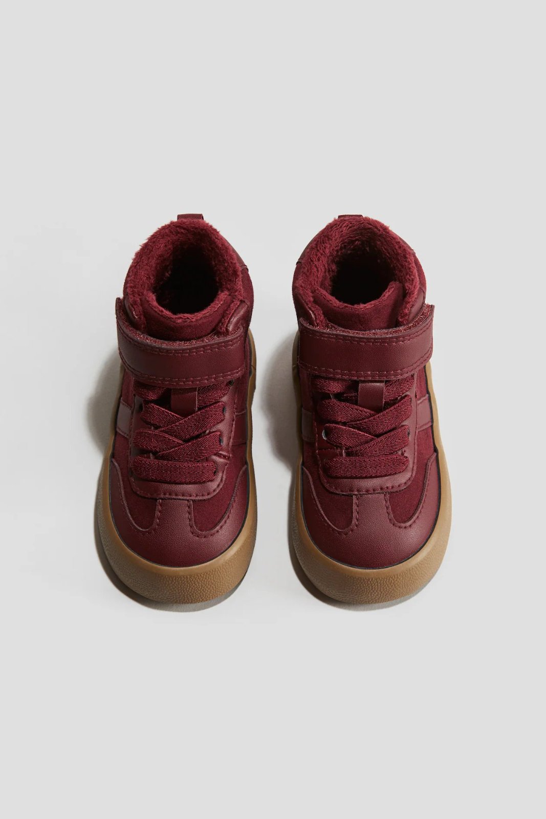 Des jolis bottines burgendy H&M état neuf pointure 22/23