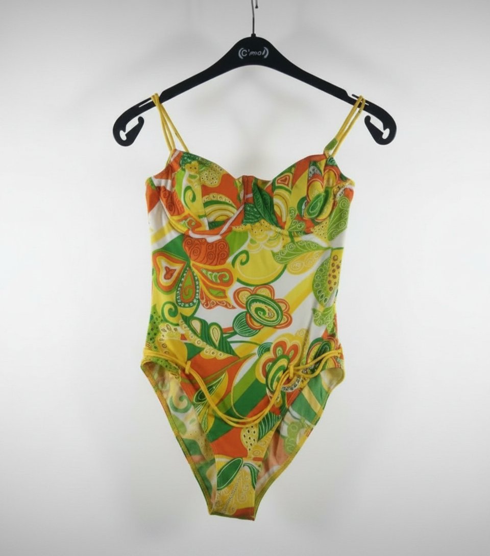 Un joli maillot état parfait la taille L 
