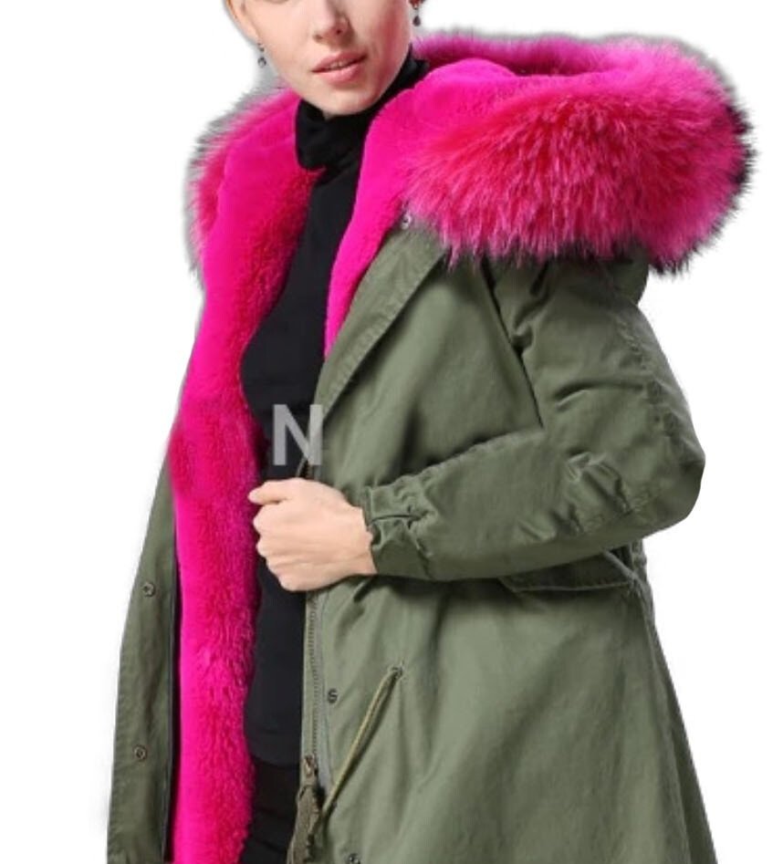 Un joli manteau en excellente état la taille S/M/L 