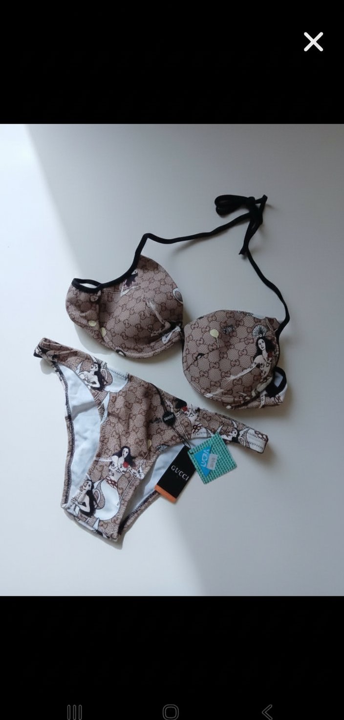 Bikini Neuf Gucci authentique la taille XL 