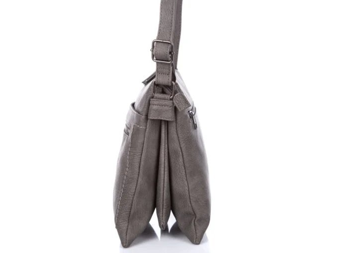 Un joli sac à bandoulière neuf importé 