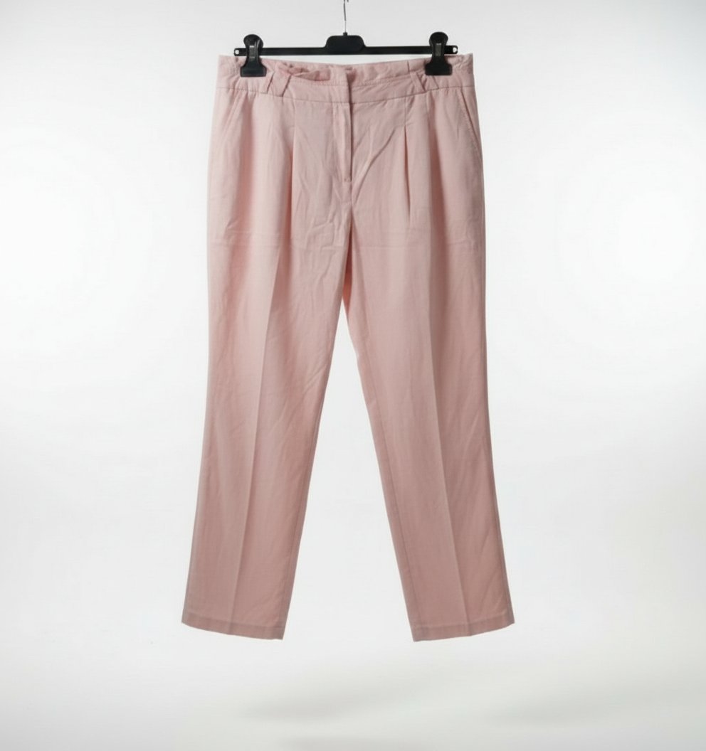 Un beau pantalon rose bébé la marque Atmosphère la taille M 