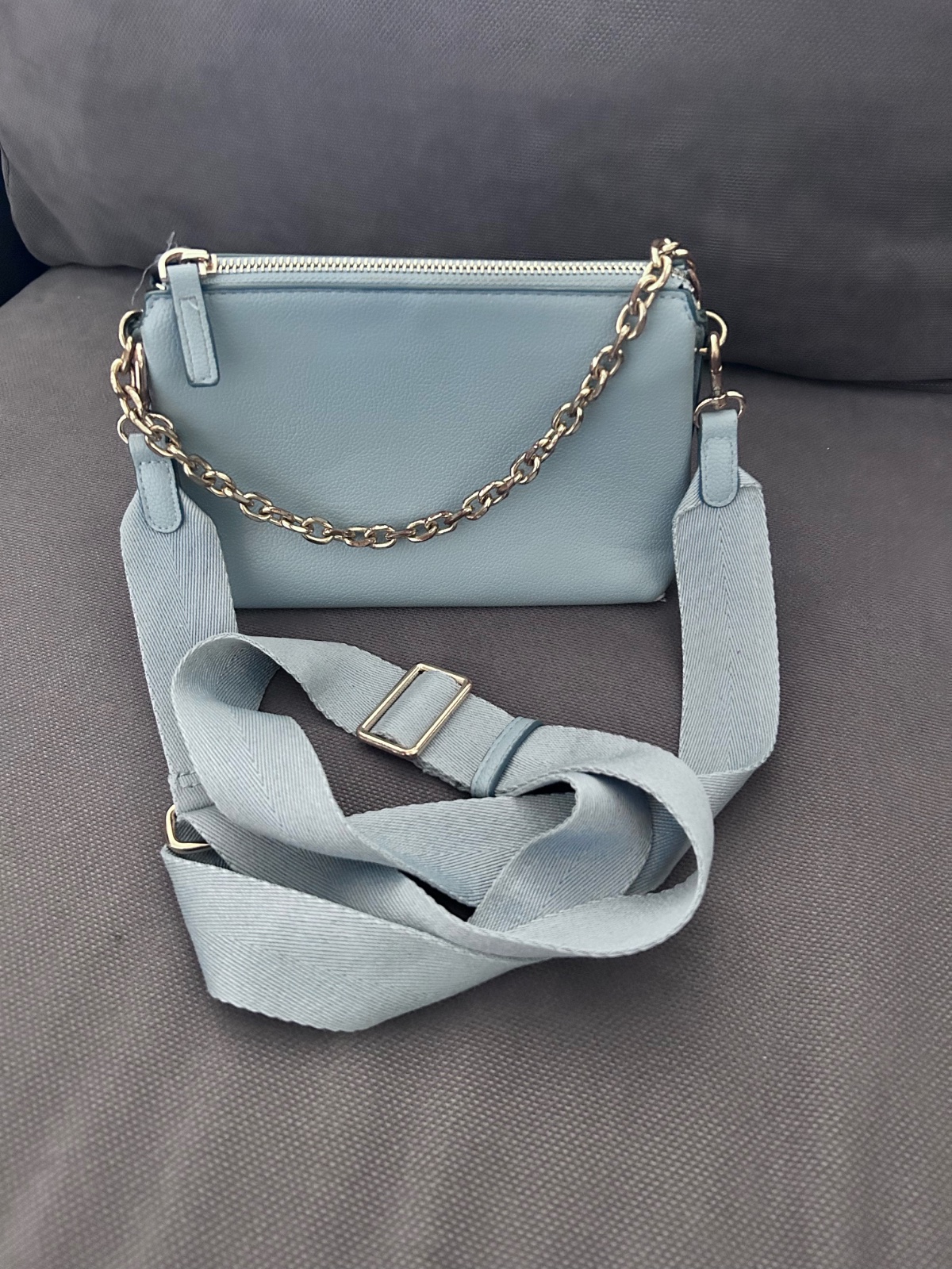Petit sac bandouliere de la marque mango 