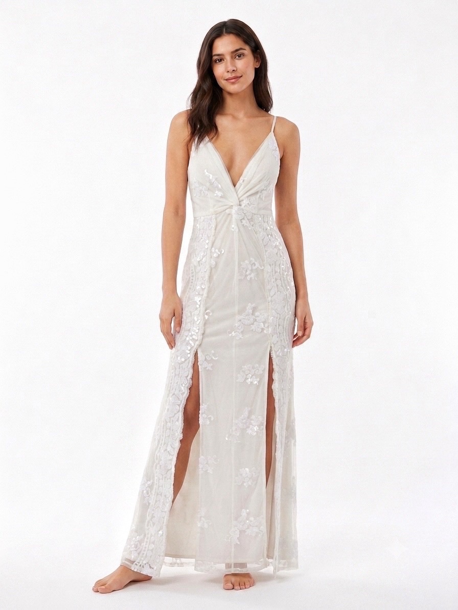 Robe longue blanche fendue à bretelles