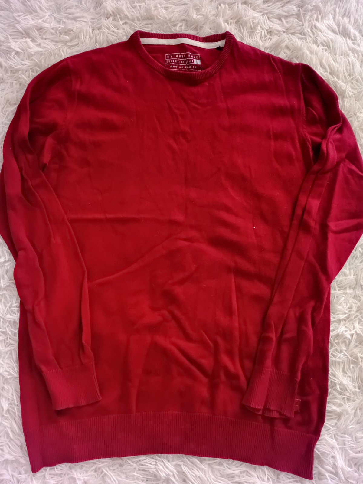 Pull taille L possible oussi taille M