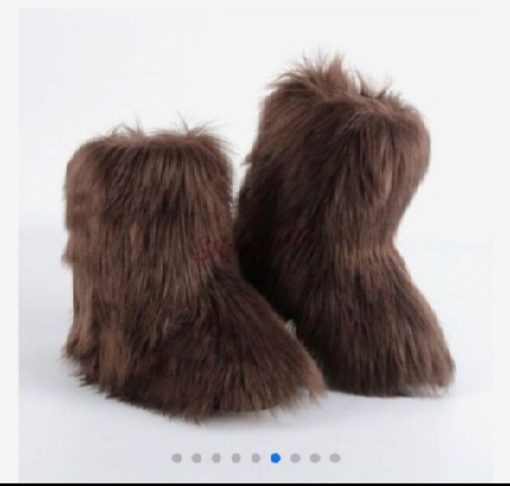 Subliiiiime ❤️ ❤️ ❤️ chausson doux en fausse fourrure pointure 38 très chaud à l intérieur 