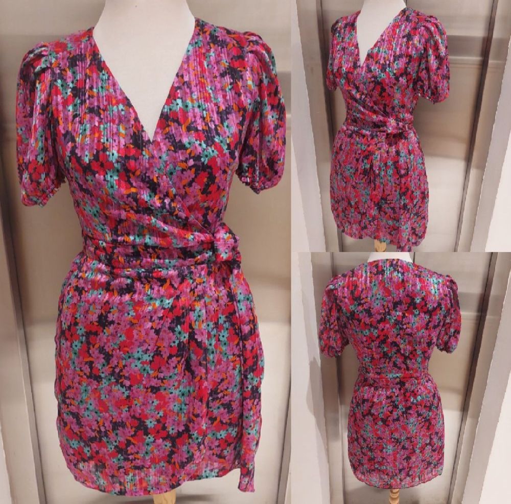 Subliiiiime ❤️ ❤️ ❤️ ❤️ robe portefeuille de MORGAN taille 38
