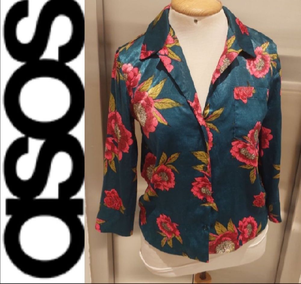 Subliiiiime ❤️ ❤️ ❤️ chemise florale satinée de la marque ASOS taille 36