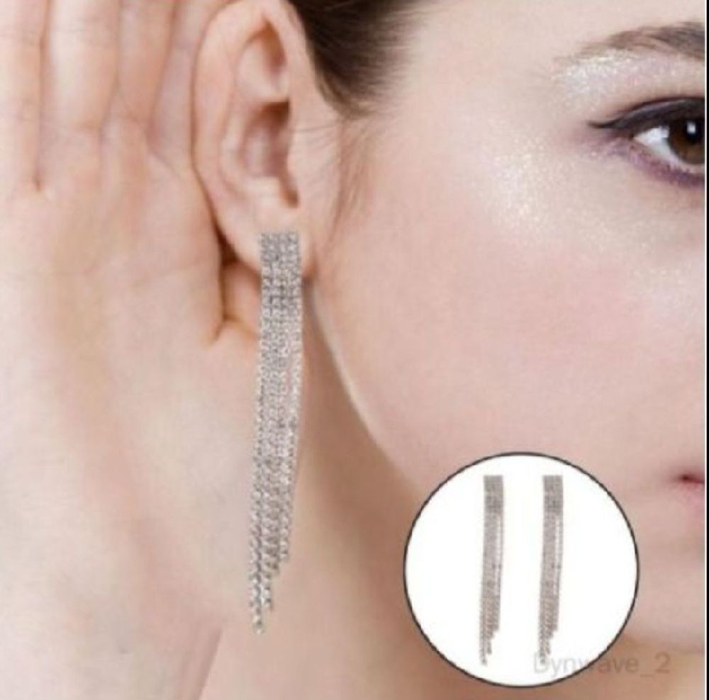 Sublime ❤️❤️❤️❤️ boucles d oreilles dégradée en strasses argentés brillantes fashion neuve