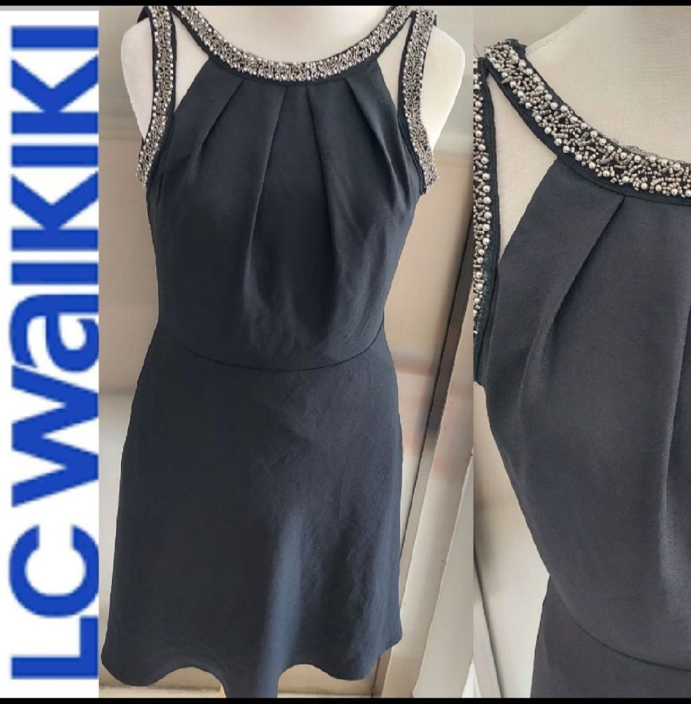 Subliiiiime ❤️ ❤️ ❤️ ❤️ robe de soirée à détails chic de LCWAIKIKI taille 36