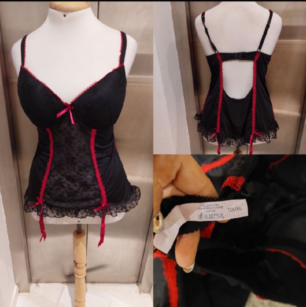 lingerie : nuisette porte jarretelles taille 42 avec 2 strings cadeaux 🎁 