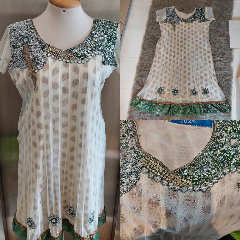 Djebba mi-longue manche transparente fashion taille 38/40
