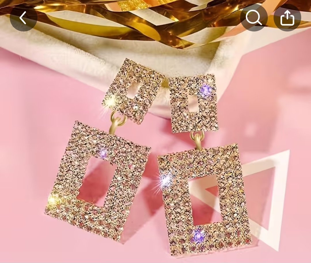 Subliiiiime❤️❤️❤️❤️❤️ boucles d oreilles fine en forme de carré à strasses brillants doré neuuuf 