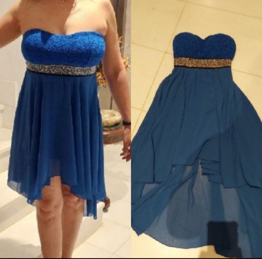 Subliiiiime ❤️ ❤️ ❤️ robe bustier moitié dentelles et moitié mousseline séparée par une bande brillante taille 38