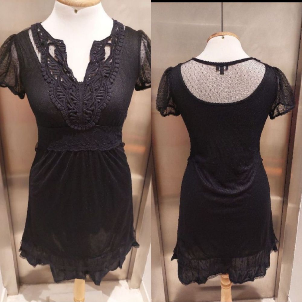 Très belle robe de soirée chic noire manche transparente mouchetés taille 36/38❤️❤️❤️