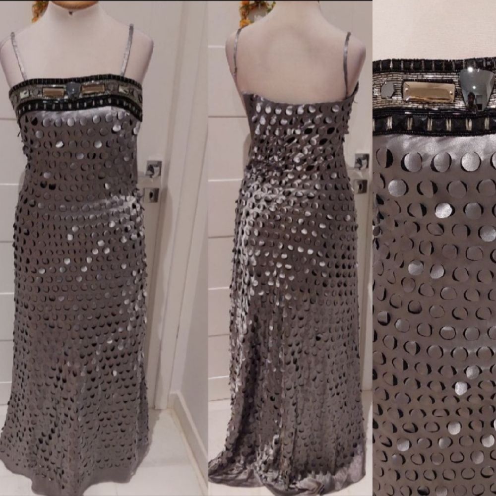 Subliiiiime ❤️ ❤️ ❤️ robe ORIGINALE satinée de soirée longue fashion à traîne comme les écailles de poissons de RENGIN  taille 38