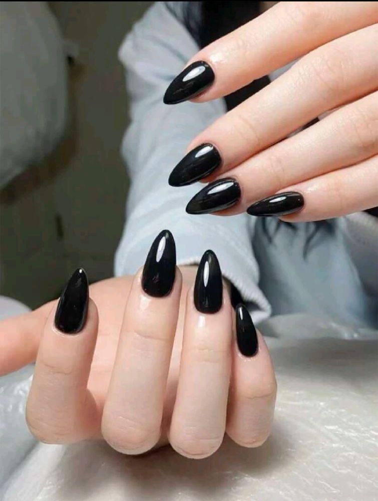 Subliiiiime ❤️ ❤️ ❤️ faux ongles pour les mains ✋️ avec patch et lime à ongle 