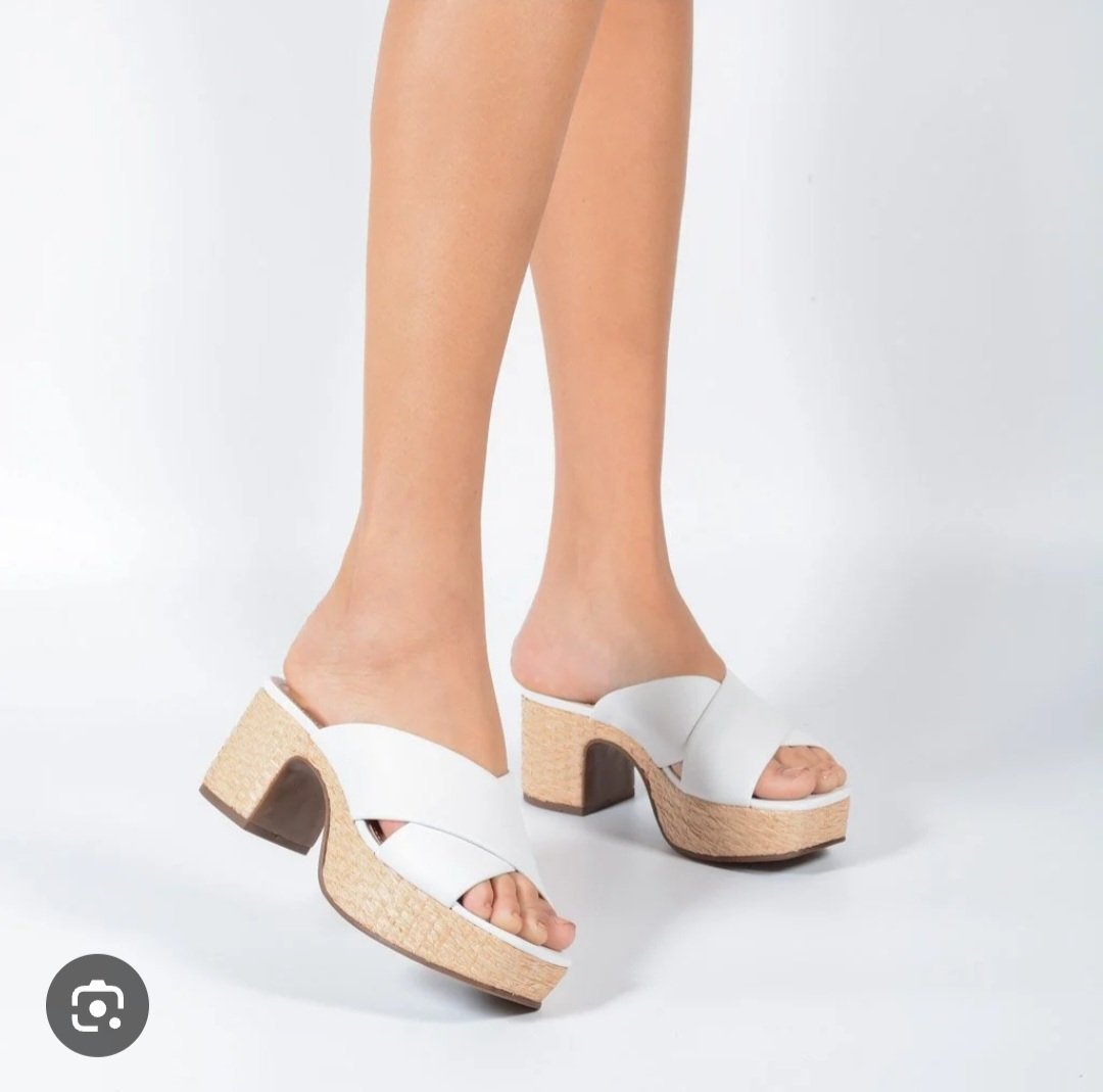 Subliiiiime❤️❤️❤️❤️❤️ mule très souple et confortable pointure 38