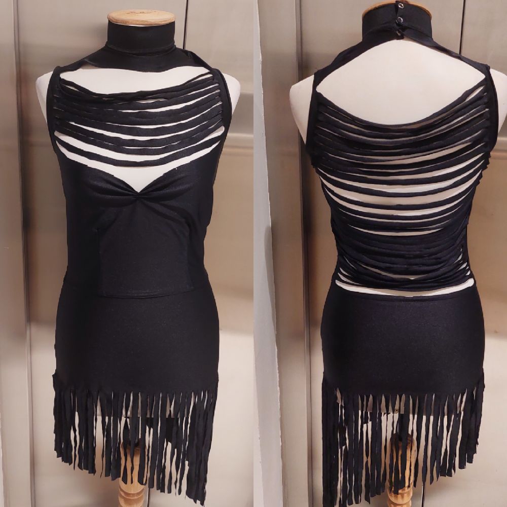 Subliiiiime ❤️ ❤️ robe sexy à franges noire taille 38/40
