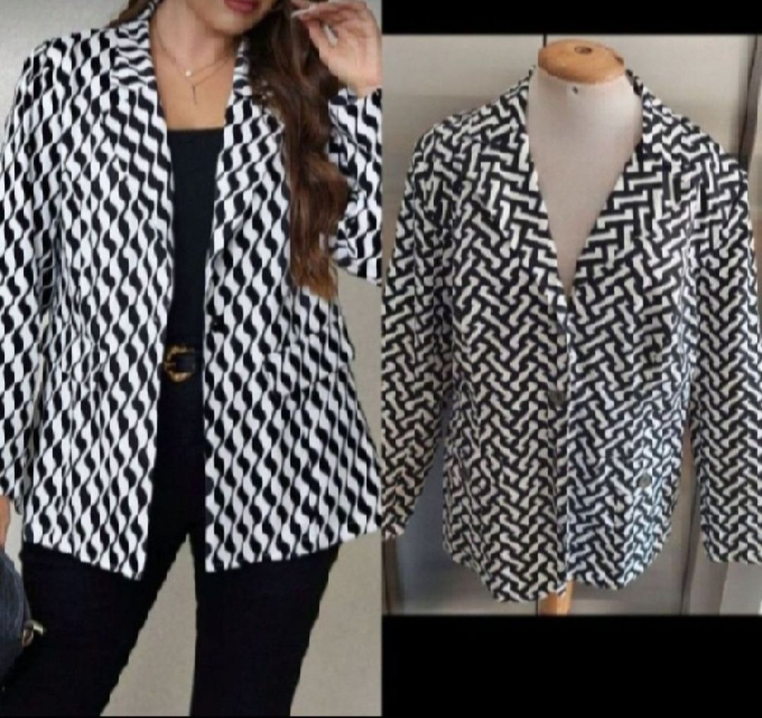 Subliiiiime❤️❤️❤️❤️❤️❤️ blazer black and White de BPC SELECTION taille 46/48 