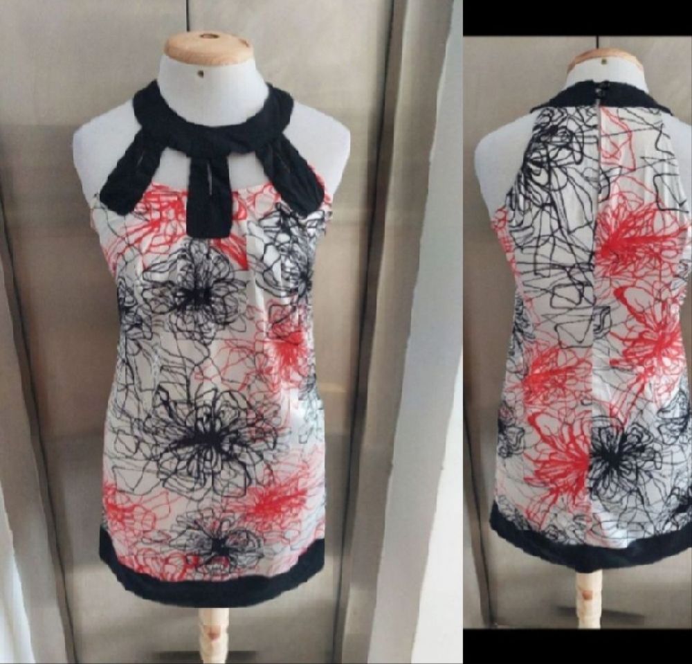 Subliiiiime ❤️ ❤️ ❤️ robe satinée taille 36