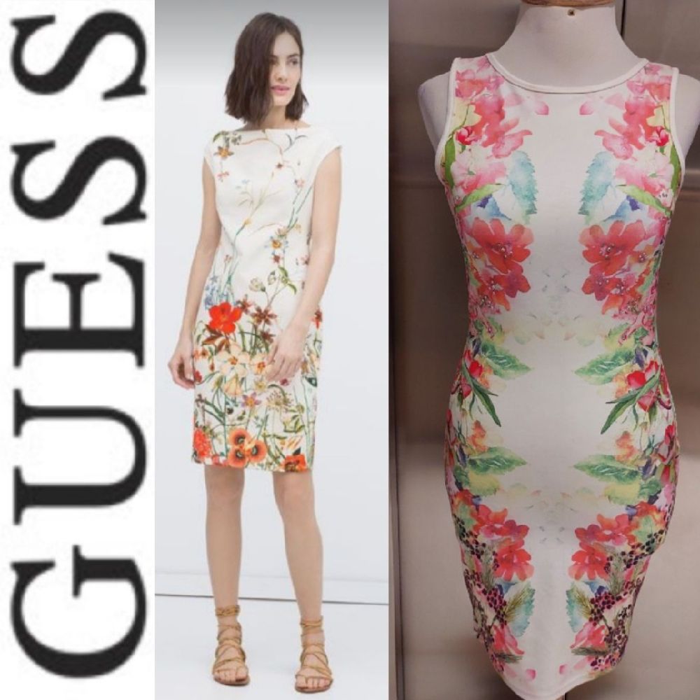 Subliiiiime ❤️ ❤️ ❤️ robe sur les côtés florale de GUESS taille 36