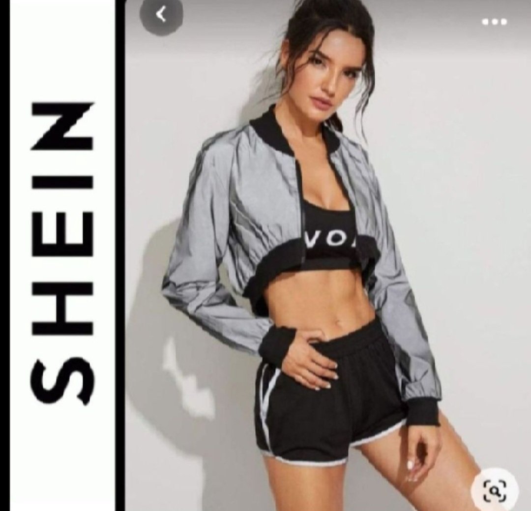 Subliiiiime ❤️❤️❤️❤️ reflective cropped à fermeture éclaire réfléchissante imperméable de SHEIN taille 40/42