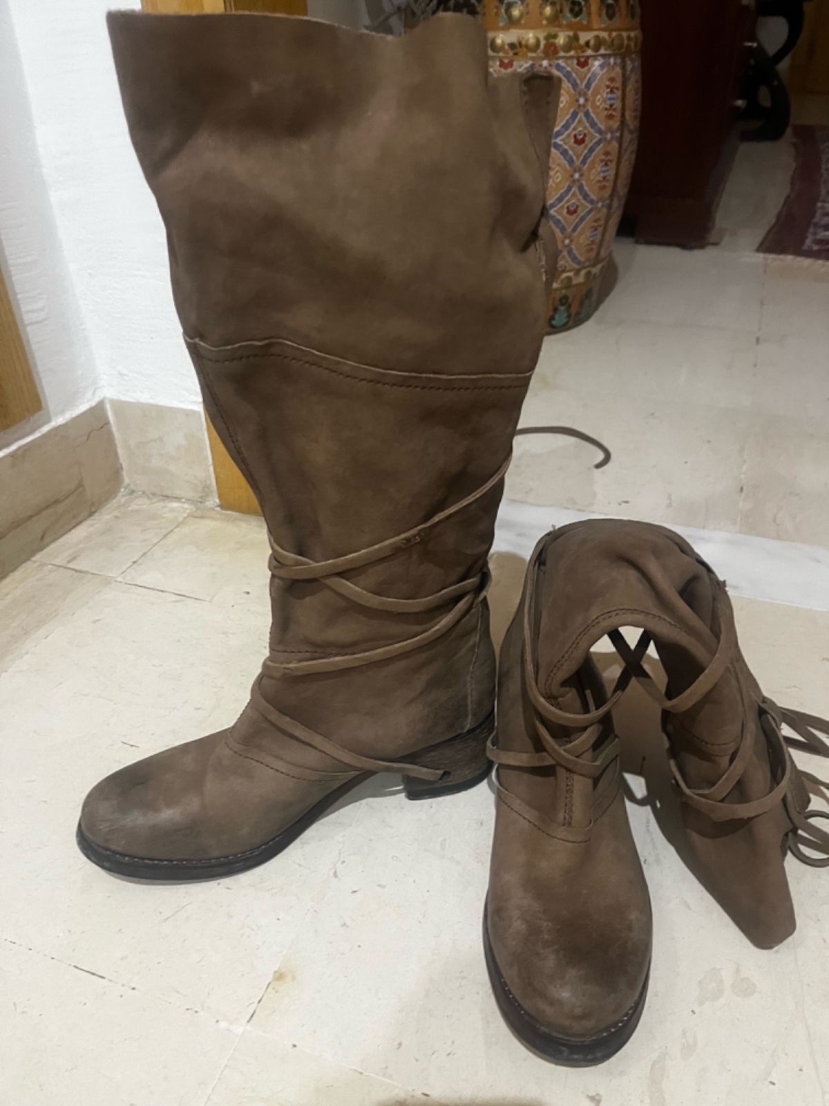 Tres belles bottes en cuir