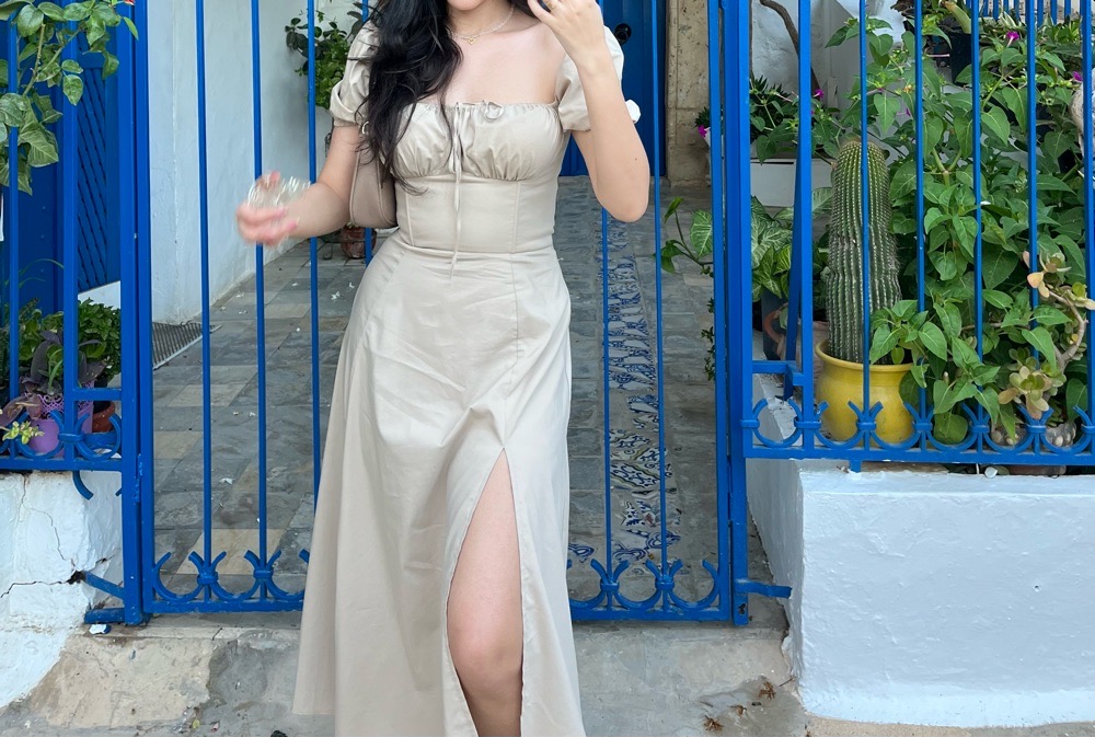 Robe beige corset