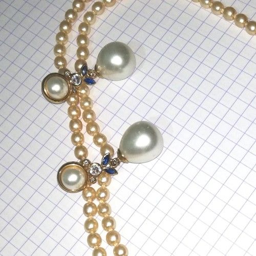 Collier et boucles d'oreilles en perles de cristian lay garantie 
