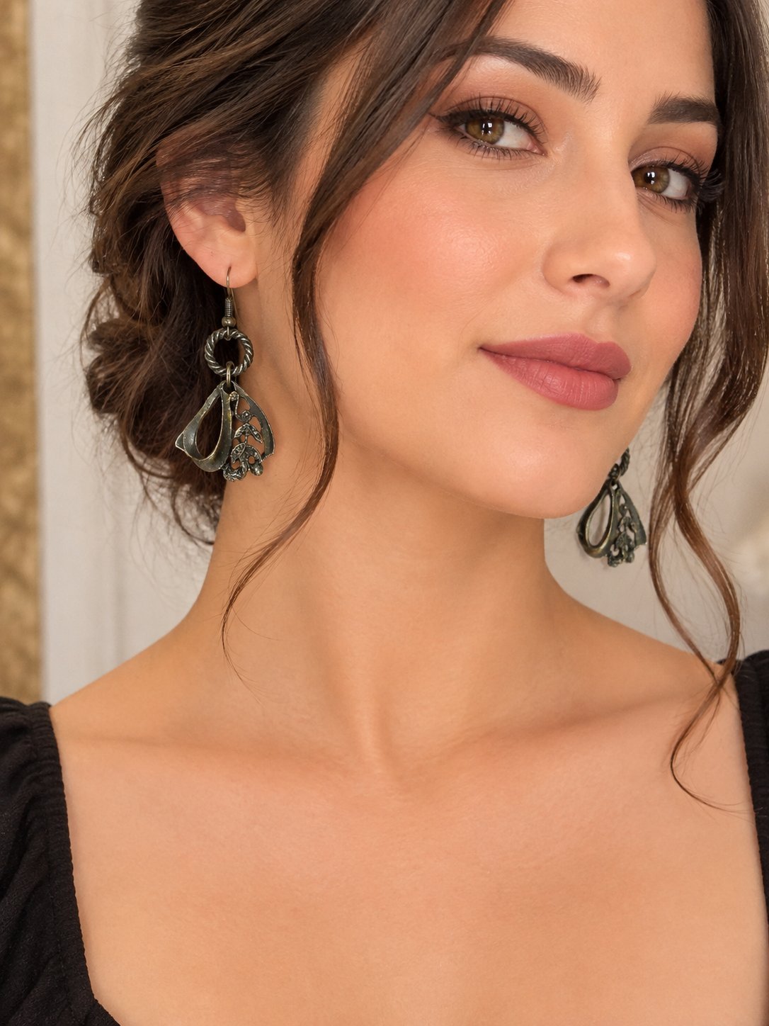 Boucles d’oreilles fantaisie vintage couleur bronze – pendantes