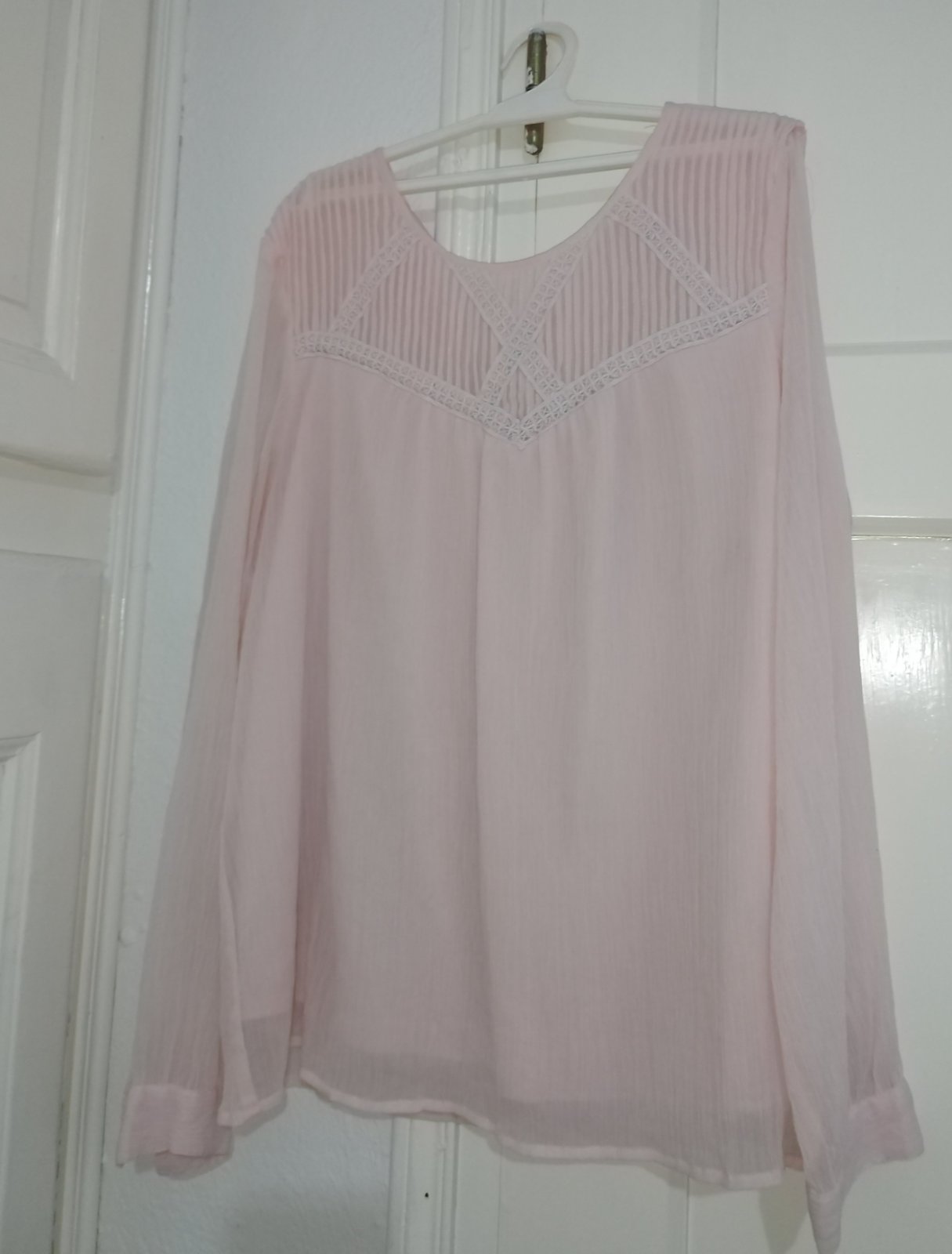 Chemise