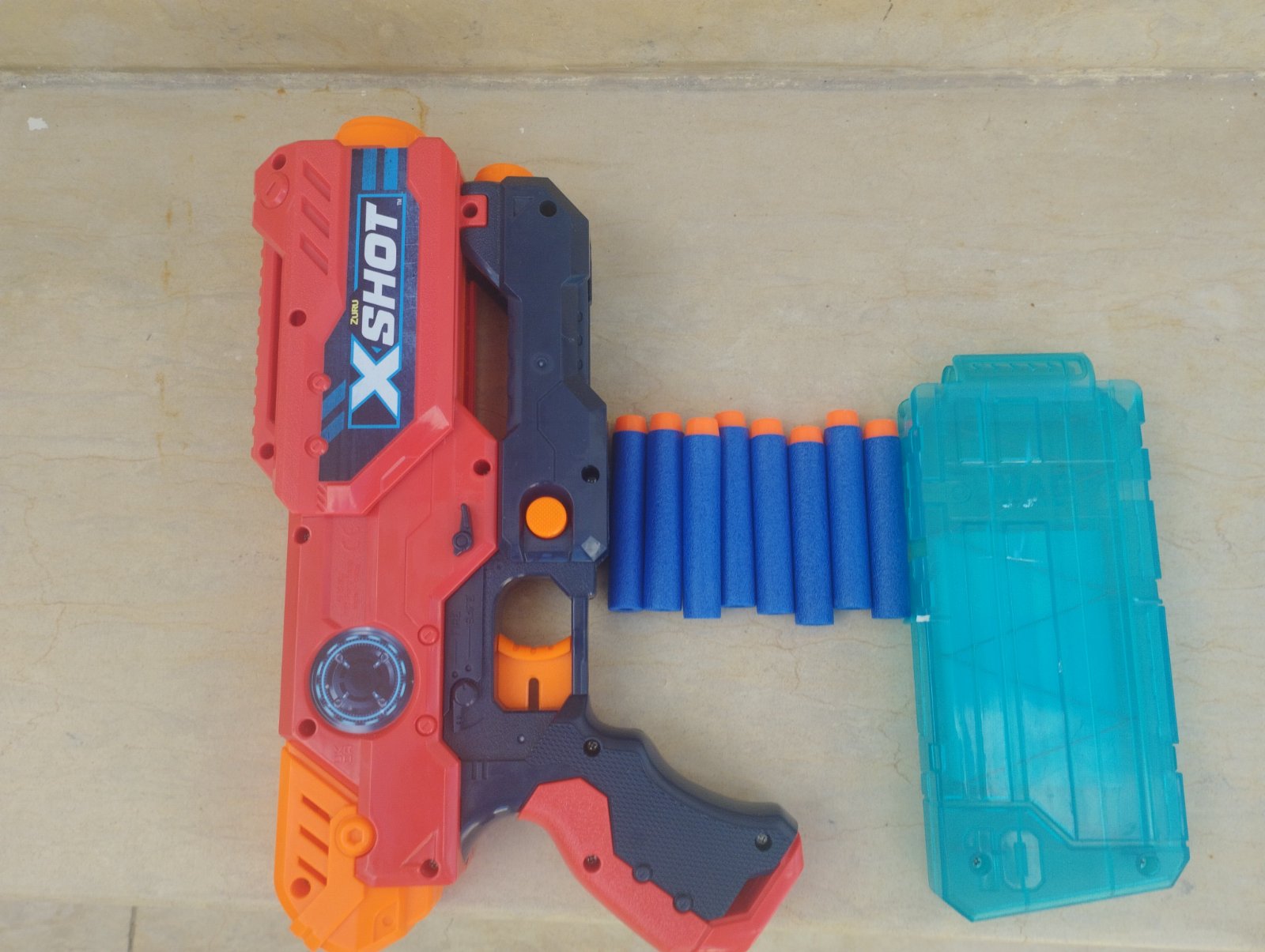 Jouet a fléchettes xshot 