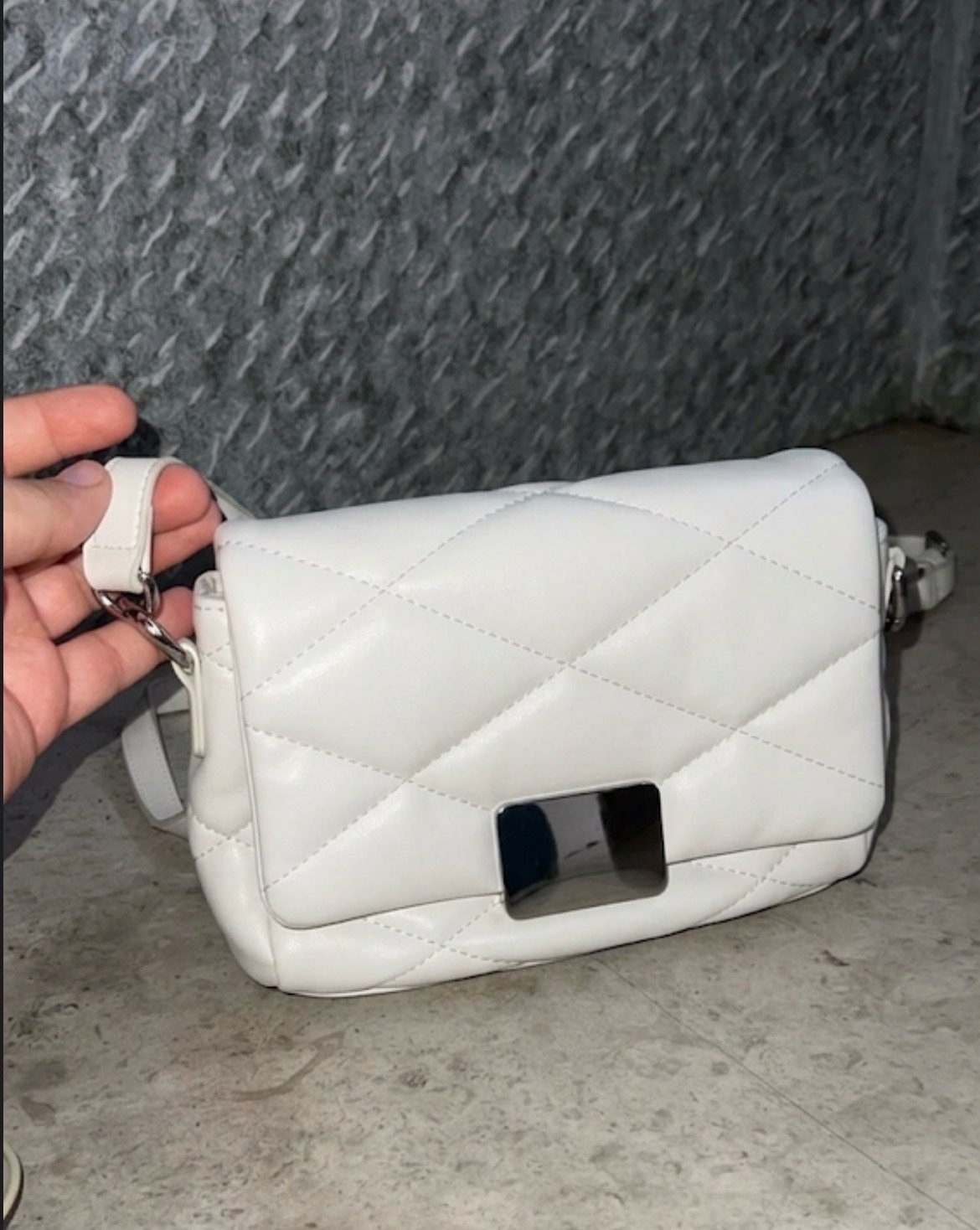 Sac a bandouliere parfois
