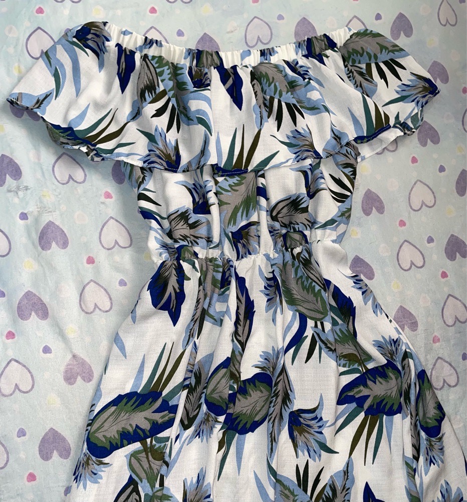 Une longue robe imprté